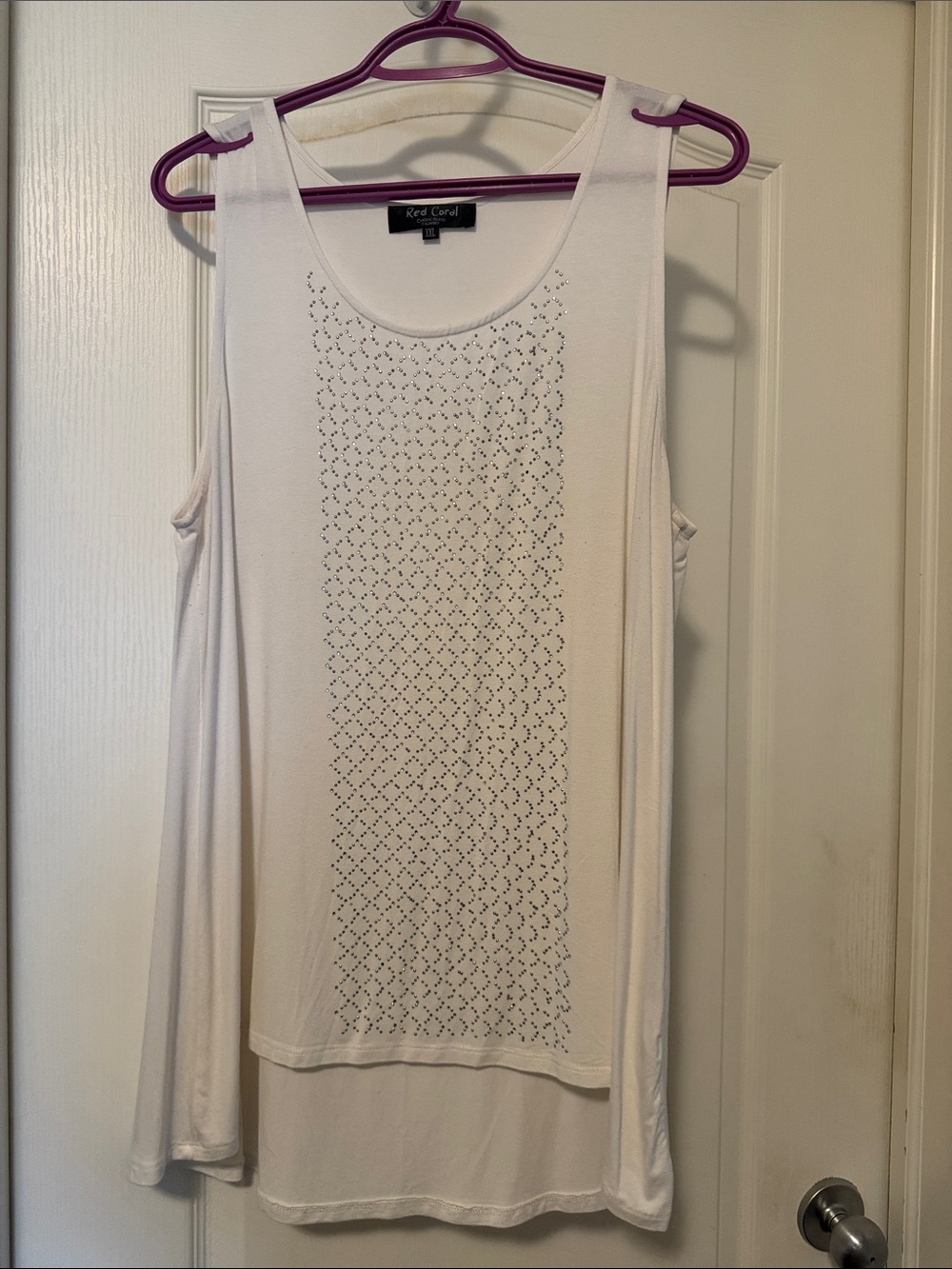 White Sleeveless Eyelet-Front Tank Top